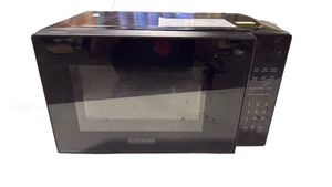 lot 5926 image: BlackDecker Microwave Oven - Retail $0