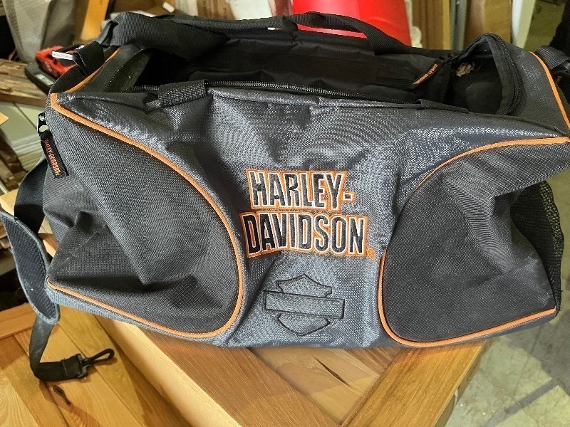 lot 56 image: Harley Davidson Duffle Bag - Quality Merchandise - Zippers Work etc