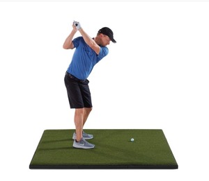 lot 2 image: Performance Turf Series Tee Box - Square 4 x 4