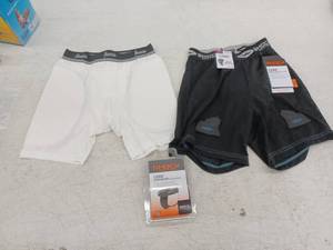 lot 20848 image: Miscellaneous Sporting Wear Lot