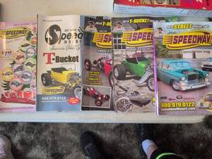 lot 130 image: Speedway Motors T-Bucket and Hot Rod Model Kits Lot