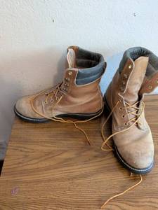 lot 136 image: Texas Steer Insulated Lace-Up Work Boots Pair