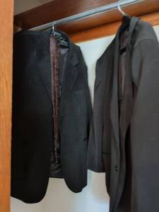 lot 171 image: Midtown Man Casua Separates Blazer Lot 2 Black