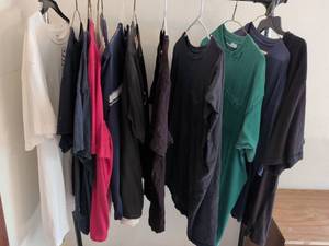 lot 176 image: Clothing Lot Bundle T-Shirts Tops Multiple Sizes Colors