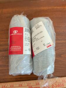lot 228 image: Carborundum 6 x 0 Dri-Lube Stick-On Sanding Disc P220 and P320 Grit