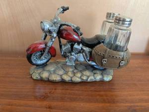 lot 243 image: Motorcycle Salt and Pepper Shaker Set with Glass Bottles