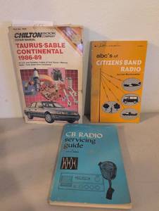 lot 287 image: 3 Books Chilton Taurus Sable Continental 1986-89 Repair Manual, ABCs Citizens Band Radio Guide, CB Radio Servicing Guide