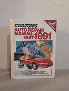 lot 290 image: Chilton Auto Repair Manual 1987-1991 Part No. 7903