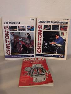 lot 299 image: Chiltons Auto Repair Manuals 3-Book Lot 7898 8946 Holley Carburetor Handbook