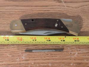 lot 310 image: Folding Pocket Knife Stainless Steel Blade