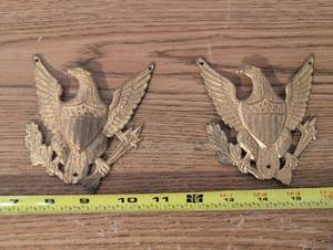 lot 326 image: Eagle Insignia Badges Pair 3 inch Military Style