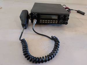 lot 361 image: RCI-2950 Mobile Radio Transceiver with Microphone and Power Supply
