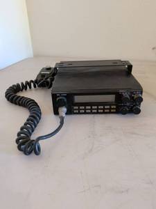 lot 363 image: RCI-2950 Mobile Radio Transceiver with Microphone