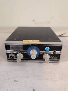lot 418 image: Robyn TR-123C 23 Channel CB Transceiver