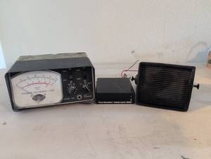 lot 424 image: Palomar Electronics Model 500 Wattmeter with Para Dynamics PDC356 Frequency Counter