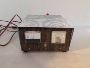 lot 453 image: Calectro DC Volts Ammeter Dual Gauge Panel Meter DI-923