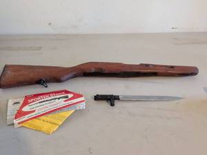 lot 502 image: SKS Monte Carlo Sporter Stock with Matching Handguard Part SK50300