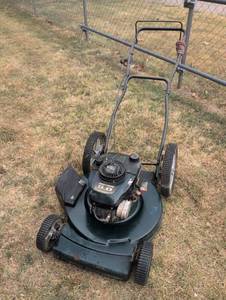 lot 625 image: Craftsman 5.0 Horsepower Push Lawn Mower Model 917.3872