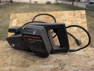 lot 642 image: Black & Decker Belt Sander 3 x 21 13 HP Model 7447