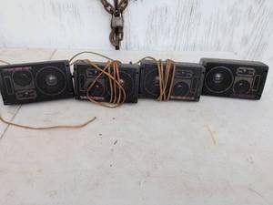 lot 671 image: Pyramid Gold Series 3-Way Bass Reflex Speaker Lot of 4