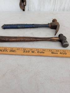 lot 679 image: 2 Claw Hammers with Wood Handles