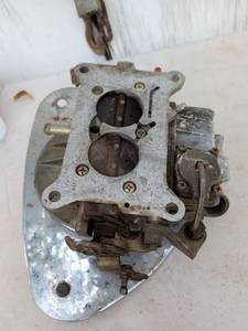 lot 681 image: Vintage Carburetor Assembly with Triangular Air Intake Plate