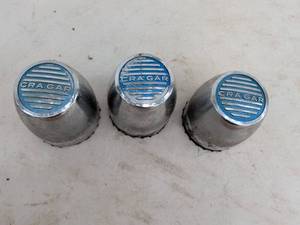 lot 690 image: Cragar Wheel Center Caps Set of 3