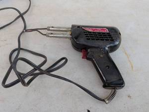 lot 766 image: Weller D-550 Soldering Gun 240325 Watts 120V