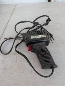 lot 767 image: Model TQ1000 Heat Gun 120V AC 60Hz 1.0A