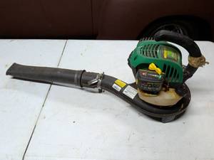 lot 821 image: Gas Blower 25 CC