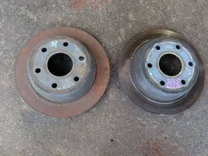 lot 847 image: Brake Disc Rotors Pair 2-Piece Lot