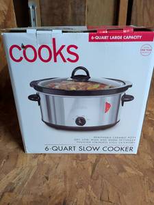 lot 852 image: Cooks 6-Quart Slow Cooker
