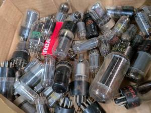 lot 858 image: Mixed Lot Vacuum Tubes Sylvania RCA Dumont Various Brands and Types
