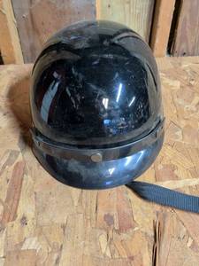 lot 868 image: Fullmer Homemere DOT Half Helmet Black