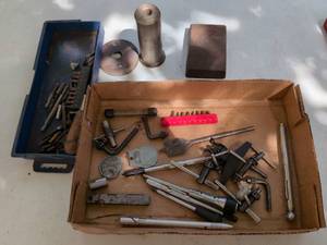 lot 907 image: Machinist Tool Lot Precision Gauges Calipers Chucks Bits Blue Box