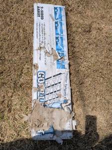 lot 930 image: Trailer Tailgate Lift Assist 2-Sided Assist for Side Rails 12 to 24
