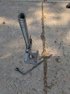 lot 956 image: Vintage metal jack stand