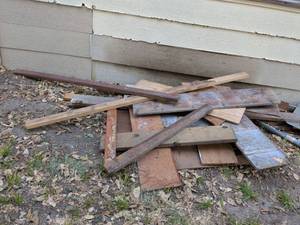lot 974 image: Lot of  Wood and Lumber Pieces