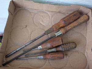 lot 994 image: 6 Piece Chisel Set with Wooden Handles