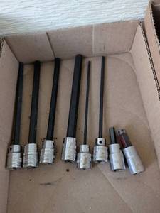 lot 997 image: Socket Set 8 Piece Deep Well Drive Sockets with Extension Bars