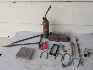 lot 1009 image: Welding Torch with Clamp Vise and Automotive Tools Lot