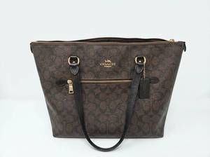 lot 62743 image: Coach Signature Canvas Tote Bag G2178-F79609