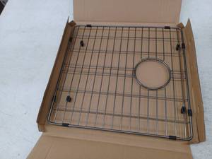 lot 20731 image: Sink Grid with Drain Hole Insert
