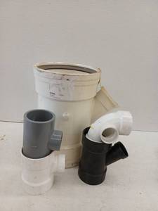 lot 20734 image: PVC Drainage Pipe Fittings & Connectors Assortment