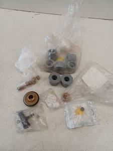 lot 20772 image: Miscellaneous Lot Of Items