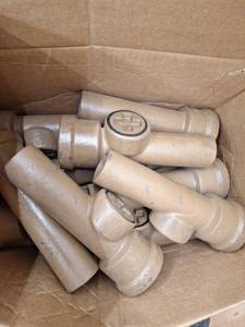 lot 20946 image: Miscellaneous Plumbing Fittings