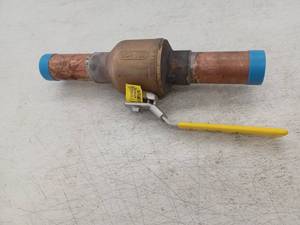 lot 20954 image: Crate of 2in Brass Ball Valve w Copper Sweat Connections