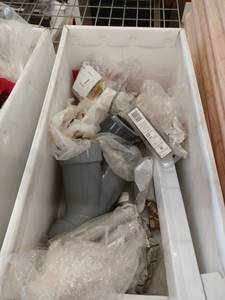 lot 20956 image: Lot of Miscellaneous Items