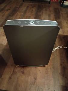 lot 906 image: Alen BreatheSmart Air Purifier Machine   27 x 18 x 11