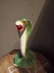 lot 942 image: Cobra Snake.   Approximately 17in tall. Needs paint touch up